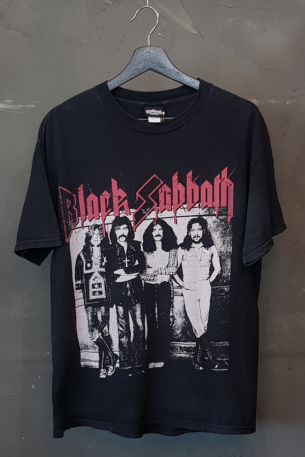 Black Sabbath (L)