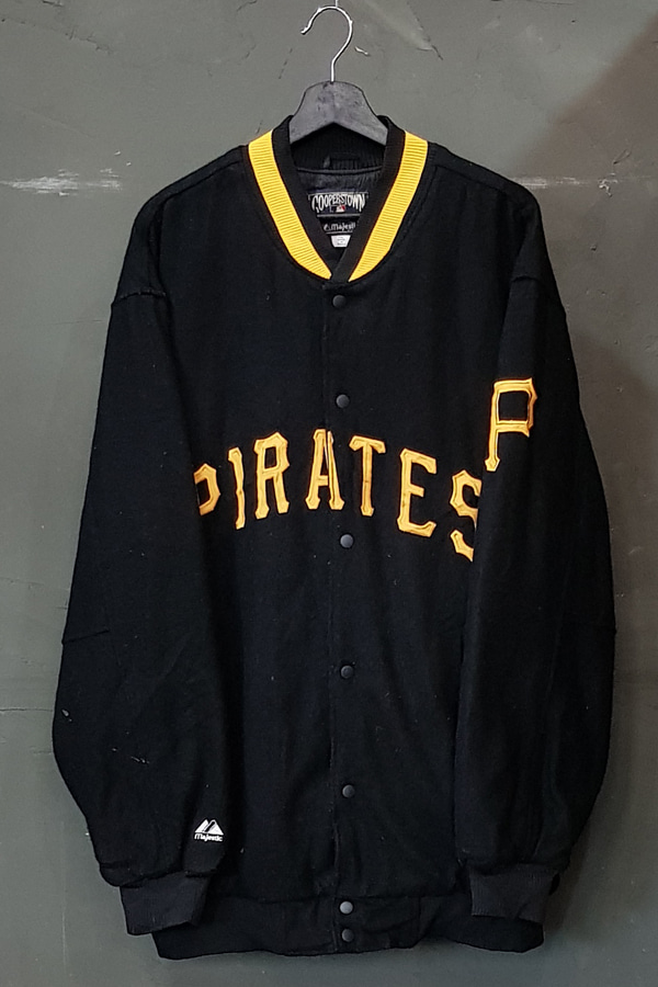90&#039;s Majestic - Varsity - MLB - Quilted Lined - Made in U.S.A. (2XL)