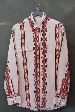 80&#039;s Wrangler - South Western - Made in U.S.A. (M-L)