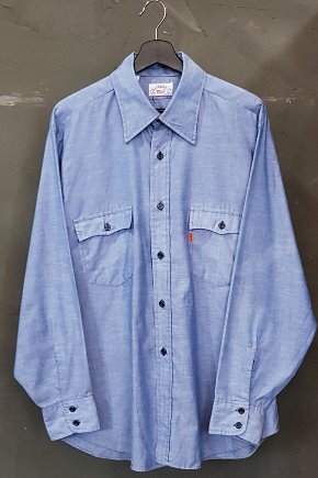 80&#039;s Levi&#039;s - Orange - Chambray - Made in U.S.A. (XL)