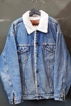 90&#039;s Levi&#039;s - Sherpa Lined (XL)